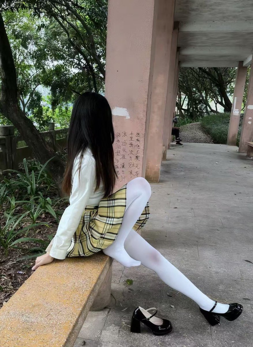 fbfb1311731's tweet photo. 怎么睡 https://t.co/LzGEshtzhL