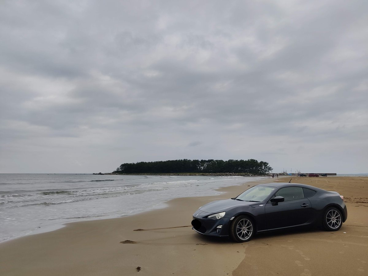りなっちょ ちょりっす♪ 気がつけば金曜日！じゃないですかー！しかも月末も終了
