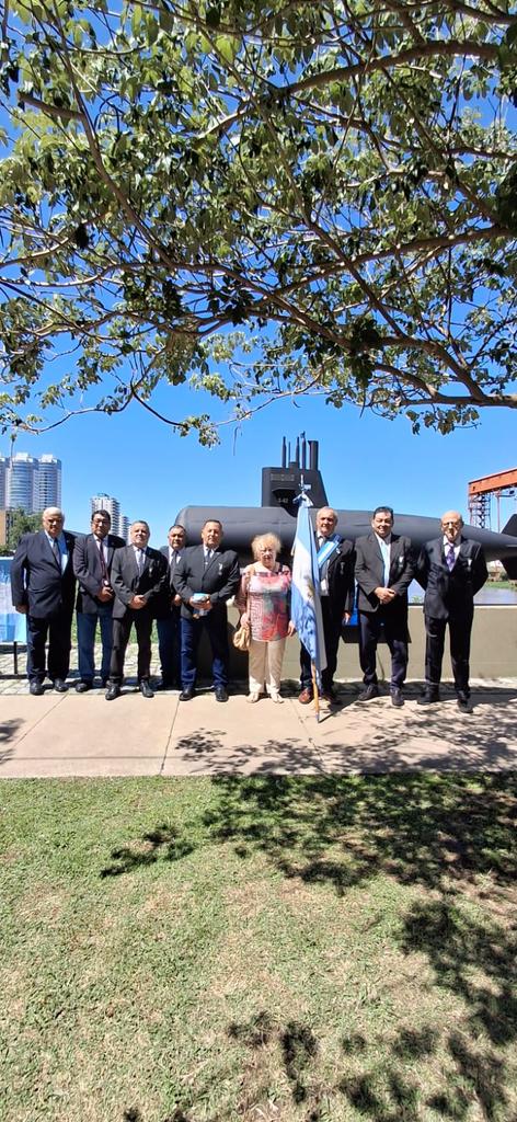 adridami8's tweet photo. Homenaje Ara San Juan, el Cabo Germán Suarez era el único Santafesino a bordo del mismo. Su mamá ( en la foto) nos acompaño en la Ceremonia.@NataliaArmasB @HectorLaurenti @maxipullaro @_PollettiJuan @CamaraDipSF @SenadoSantaFe @VirCoudannes @AiredeSantaFe @ellitoral @RTSmedios https://t.co/1k6SXcVpJ9