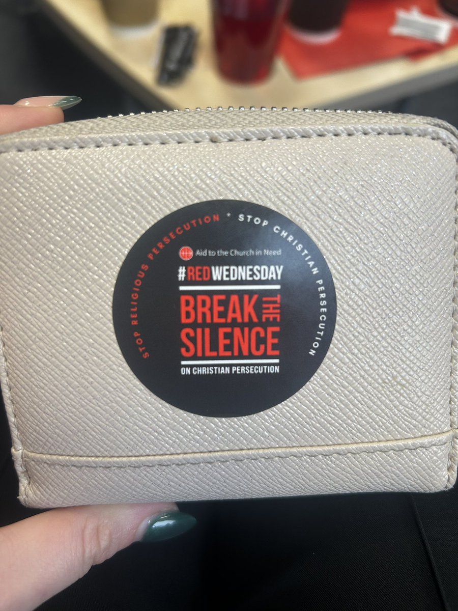 CNHS_EngModLang's tweet image. The Languages Faculty really enjoyed the Red Wednesday coffee morning. All money goes towards charity to aid in stopping religious persecution, a great cause. ❤️ @cardinal_re