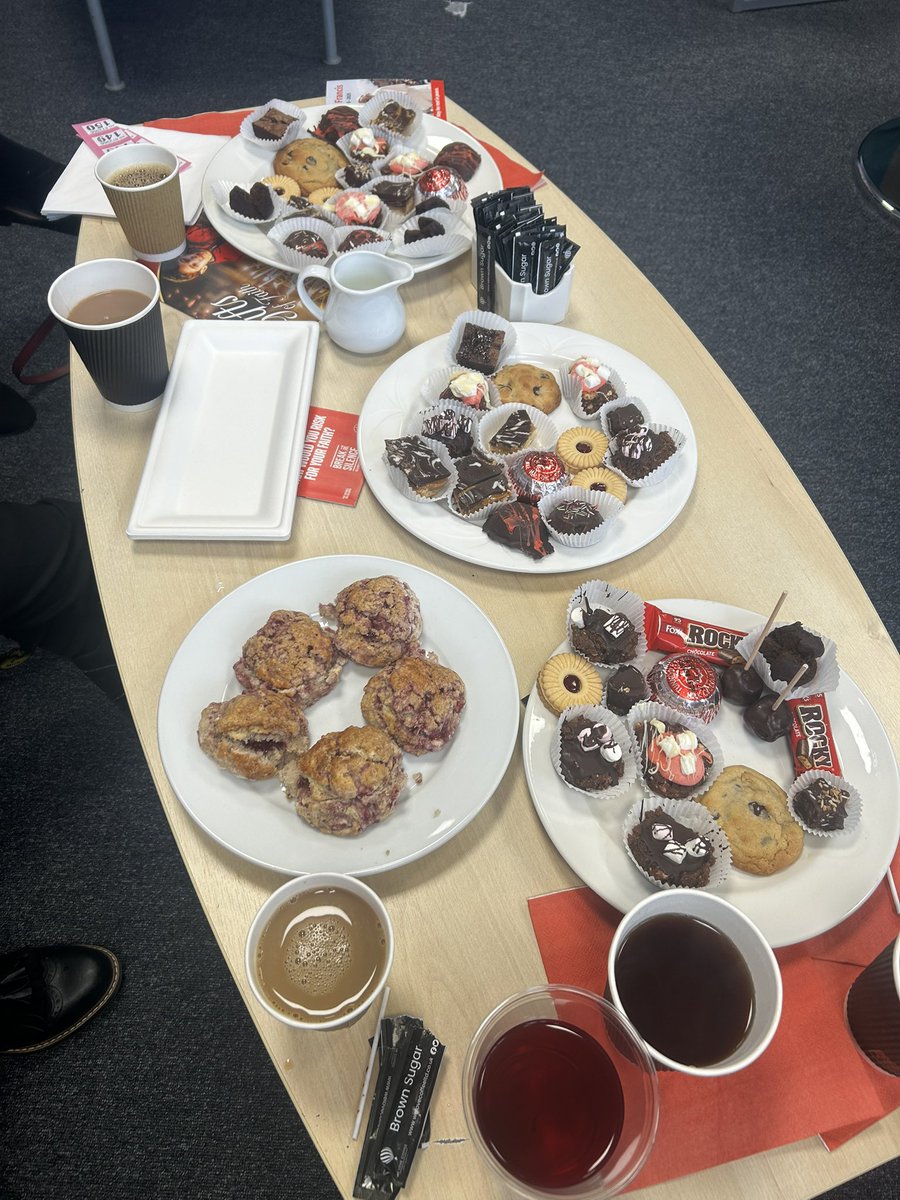 CNHS_EngModLang's tweet image. The Languages Faculty really enjoyed the Red Wednesday coffee morning. All money goes towards charity to aid in stopping religious persecution, a great cause. ❤️ @cardinal_re