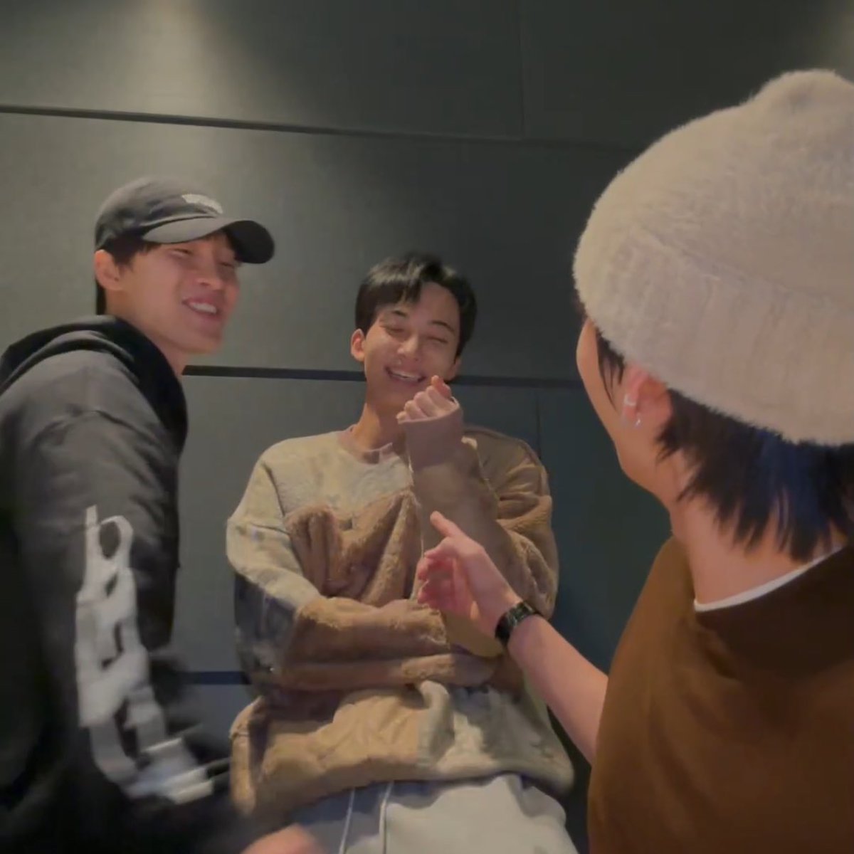 อมกกกกก