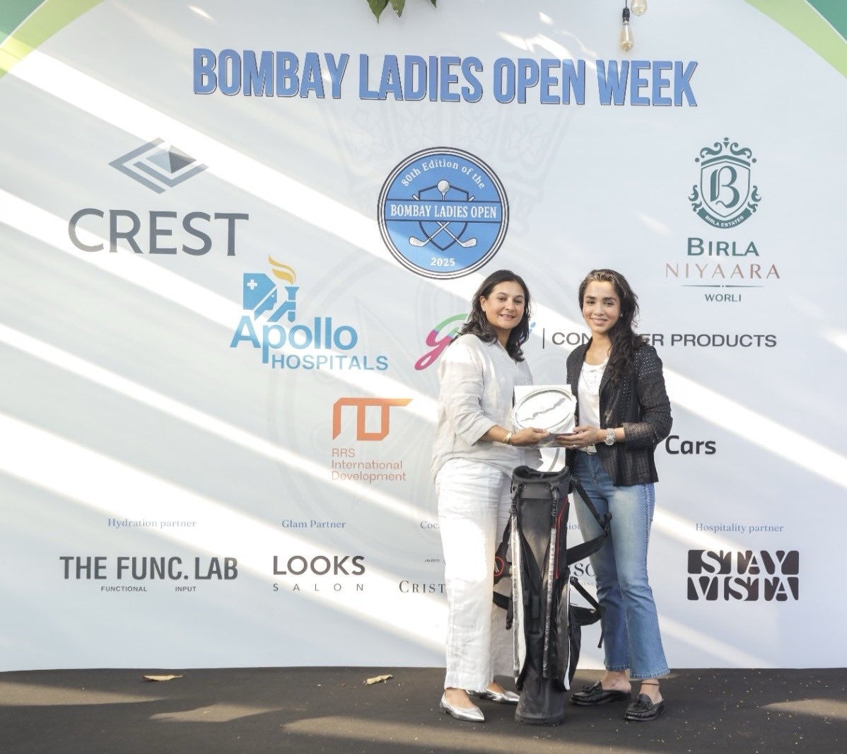 Crest_Ventures's tweet photo. Our VP of Marketing, Nishka Choraria, had the honour of celebrating remarkable talent at the 80th Bombay Ladies Open, where 80+ women golfers competed with skill and passion.

At Crest, we’re proud to support platforms that empower women to shine, excel, and inspire others ✨ https://t.co/cWxOuWbiEN