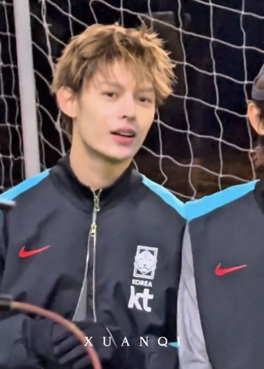 jamesnmoons's tweet image. PRETTIEST HUMAN BEING ON THE ENTIRE PLANET