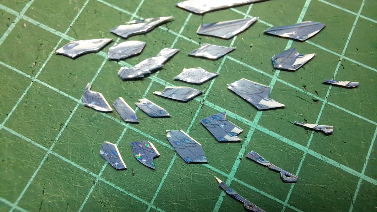 F5Hwn's tweet image. 卡雕注意事項：

平均分配零件是學好卡雕的第一關

#shadowbox  #yugiohmemes
#yugiohcollection #yugiohcard
#yugiohcollector #yugi #遊戲王
#卡牌 #卡雕 #紙模型 #模型