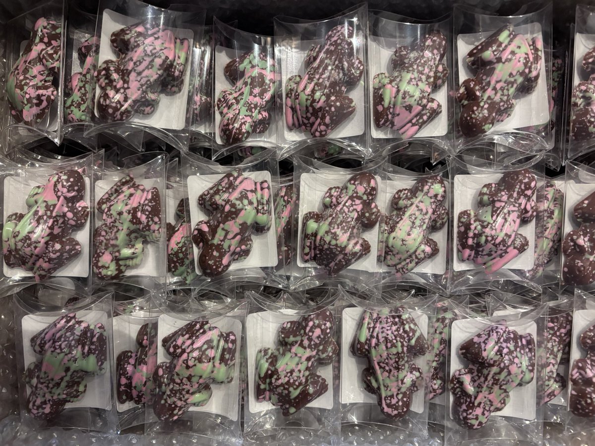 Exploding chocolate frogs headed out for a corporate order! 🐸 Each bite is a burst of crackle &amp; pop thanks to the popping candy inside. Such a fun &amp; delicious gift idea! #chocolatefrogs #stockingfillers #TuesdayMotivaton #christmasiscoming