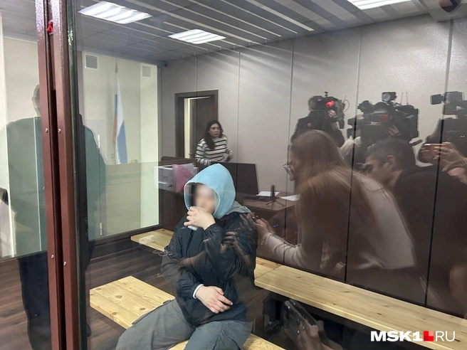 Суд в Подмосковье отправил в СИЗО мать, которая зарезала своего ребенка-инвалида и утопила его голову в пруду msk1.ru/text/criminal/…