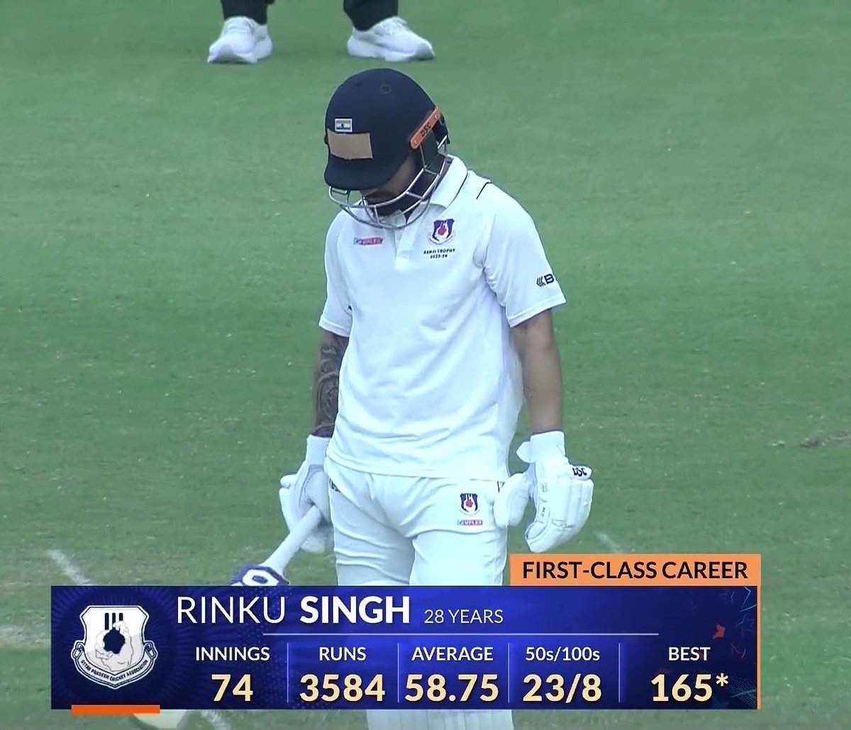 KKRWeRule's tweet image. You see a lot of PR of Sarfaraz Khan by Cricket Journalists.

Meanwhile Rinku Singh averages 58.75 and his last 5 innings are

89
68
108
165*
98*

Hire some Cricket Journalists Bro @rinkusingh235