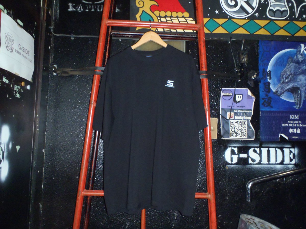 STROBESIDE's tweet photo. 【GOODS INFO】

STROBE SIDE T-shirt

Illustration by @oniguruma_
Print : 10PEOPLE 10COLORS STUDIO

Size : M / L / XL
Price : 4,000円

STROBE SIDE vol.10 -4th Anniv.-
会場にて販売します。

#ストロボサイド https://t.co/1a5jLIeF1V