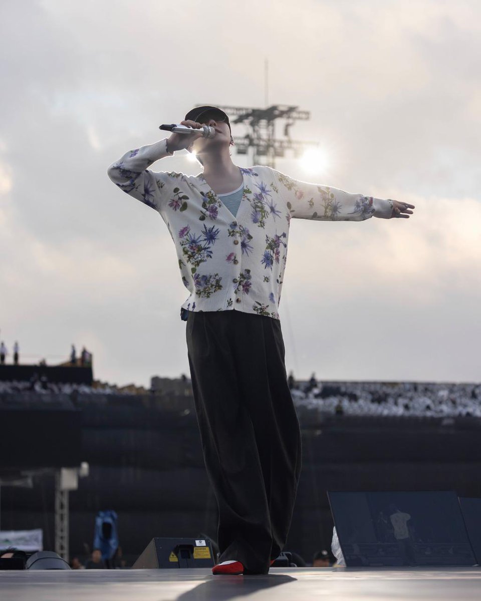 FANPLUS1DOTCOM's tweet image. G-DRAGON 2025 WORLD TOUR [Übermensch] IN HANOI

#GDRAGON #GD #Übermensch #위버맨쉬 #GDRAGON2025 #GDWORLDTOUR2025 #GDWORLDTOURÜbermensch