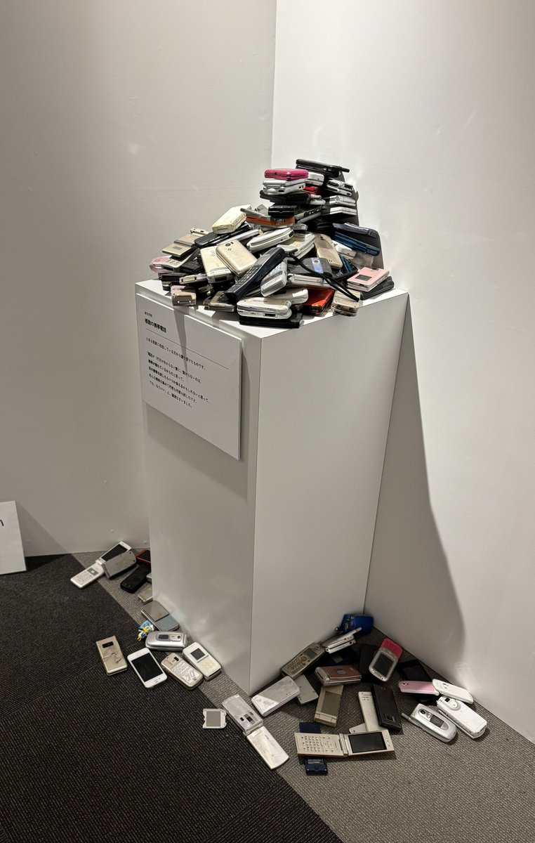 生きてます🌞🌚
最近オフラインで何してんのかと言えば
本人もよく分からない所に居たり居なかったり...。w