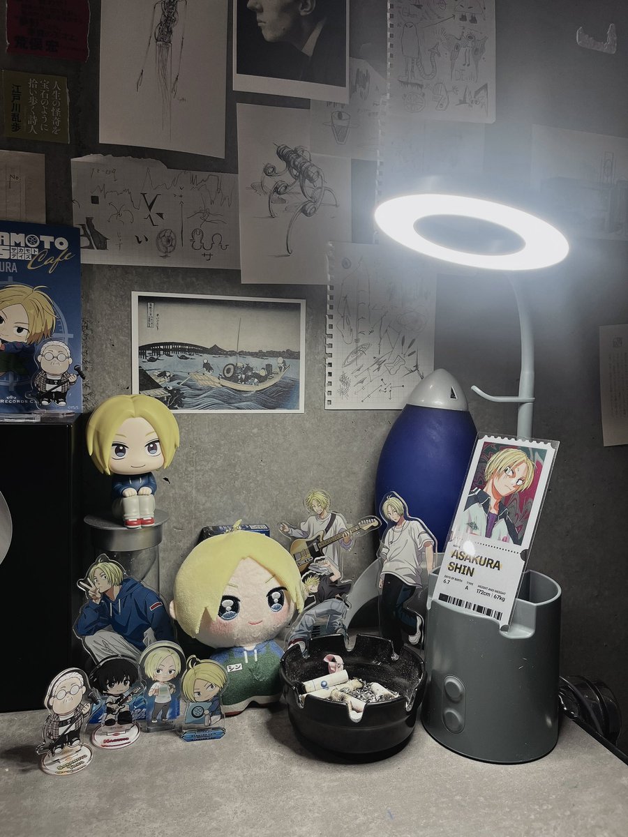 mypacemybased's tweet image. ▶クッションとライトを手に入れた！
▶作業環境ﾊﾟﾜｰｱｯﾌﾟ!!