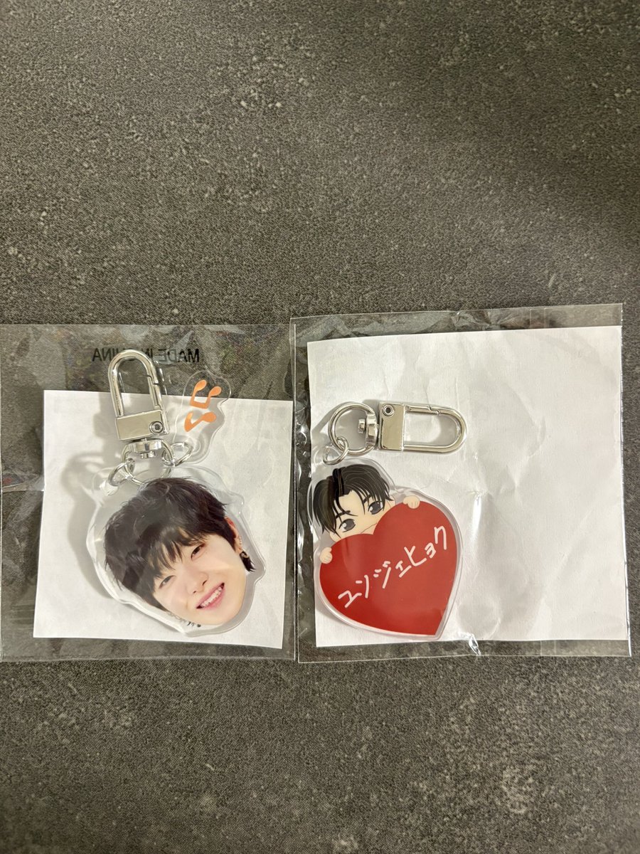 biiーな tweet media