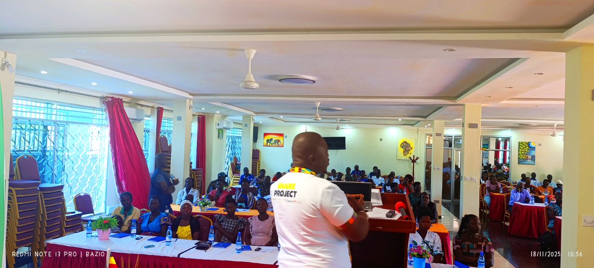 adjumani_dlg's tweet image. Today, in partnership with @RightToPlayUg, and @OPMUganda Pakele Sub Office; we commissioned 30 #VSLAs that will each receive 3.5 million under the #SHAREproject that will end early next year. With this, we hope that adolescents will become financially resilient and empowered.