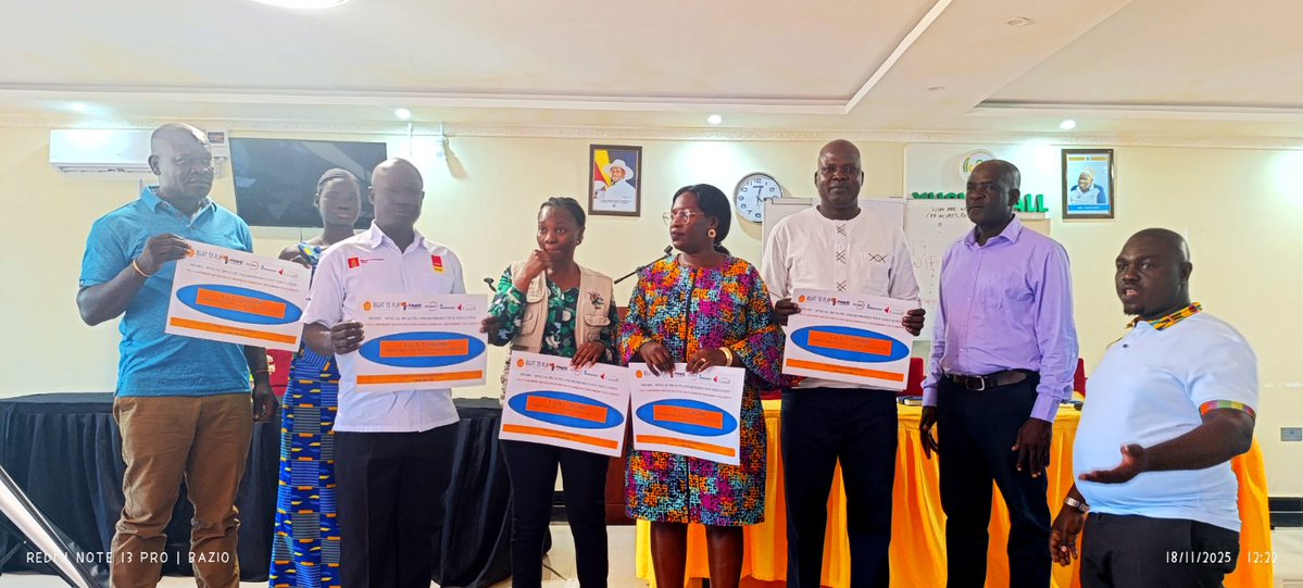 adjumani_dlg's tweet image. Today, in partnership with @RightToPlayUg, and @OPMUganda Pakele Sub Office; we commissioned 30 #VSLAs that will each receive 3.5 million under the #SHAREproject that will end early next year. With this, we hope that adolescents will become financially resilient and empowered.