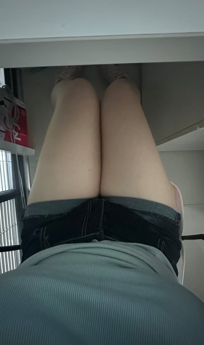 小天爹的萌傻屄吧 tweet media