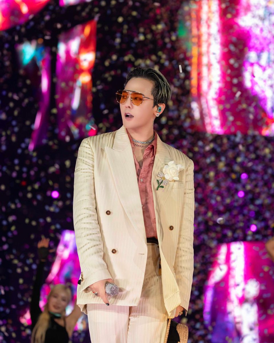 FANPLUS1DOTCOM's tweet image. G-DRAGON 2025 WORLD TOUR [Übermensch] IN HANOI

#GDRAGON #GD #Übermensch #위버맨쉬 #GDRAGON2025 #GDWORLDTOUR2025 #GDWORLDTOURÜbermensch