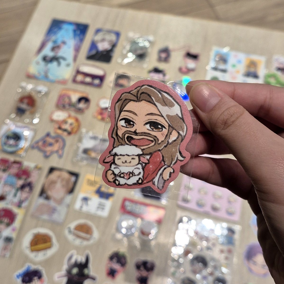 #CF21 haul pt. 1

kny, kn8, ddd, windbre, miiko, wotakoi, princess, lads, saiki, jjk, one punch man, httyd, alnst, mashle, cikuwa, and MY GOAT JESUUUSSS!!!!

RARE WOTAKOI SIGHTING OMG 😭🫶🏻

tags below ⬇️