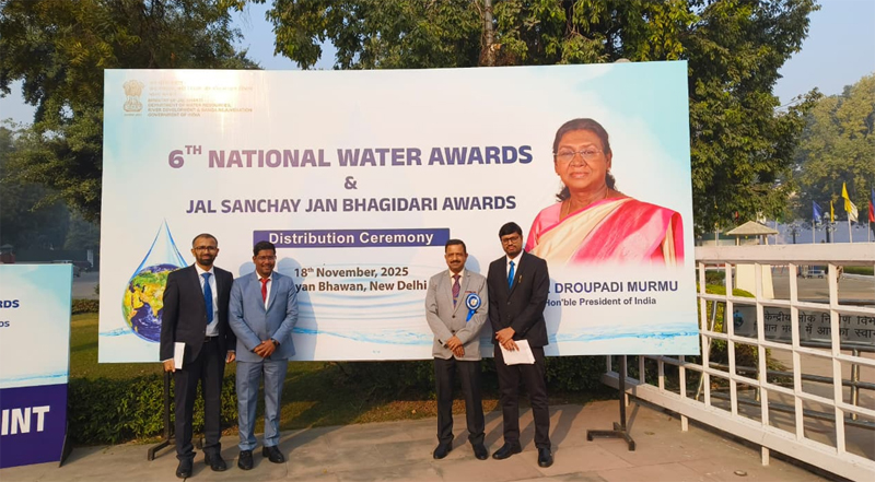 icar_ccari's tweet photo. ICAR-CCARI, Goa has been awarded the National Water Award 2024 (1st Rank – Best Institution Inside Campus) for excellence in water conservation! Hon’ble President of India Smt. Droupadi Murmu conferred the award today at Vigyan Bhawan. #ICAR @AgriGoI @icarindia @PMOIndia @goacm https://t.co/oZf8IL2g5t