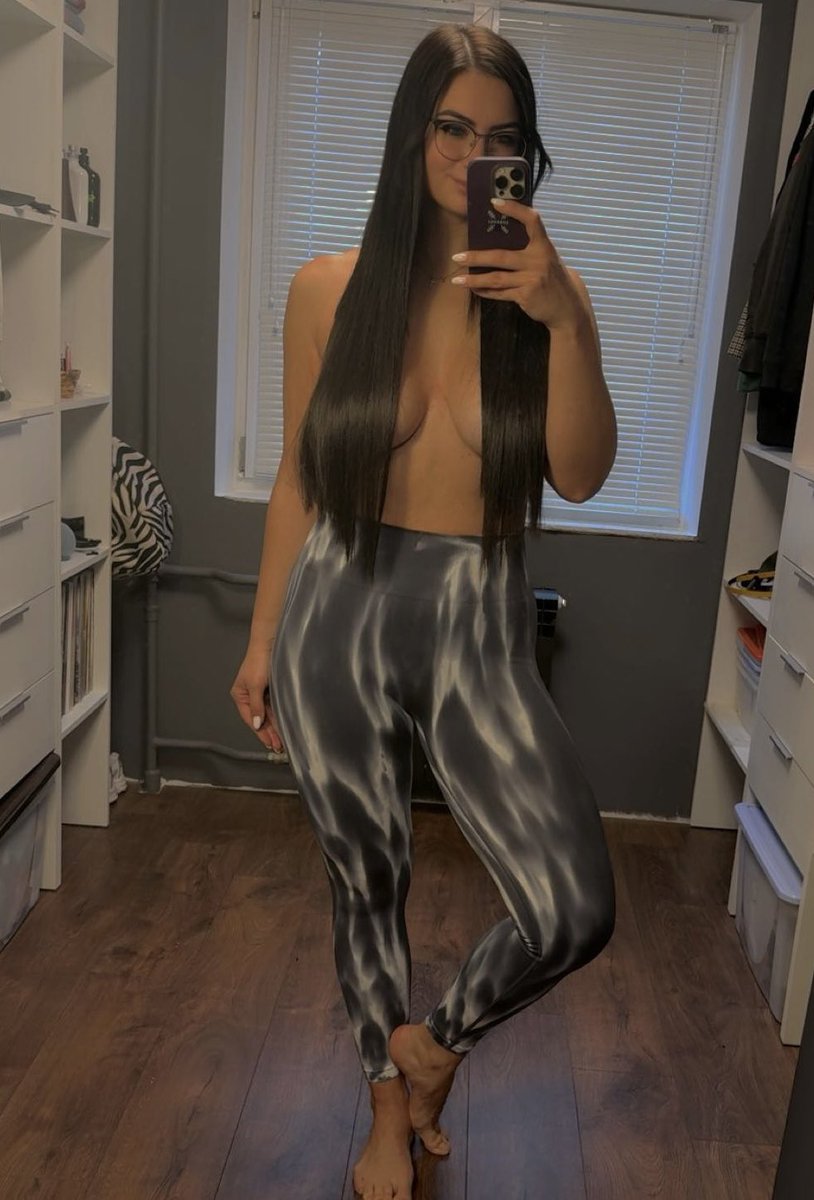 Повертаюсь в тренажерний зал. 
Побажайте успіхів 🥰