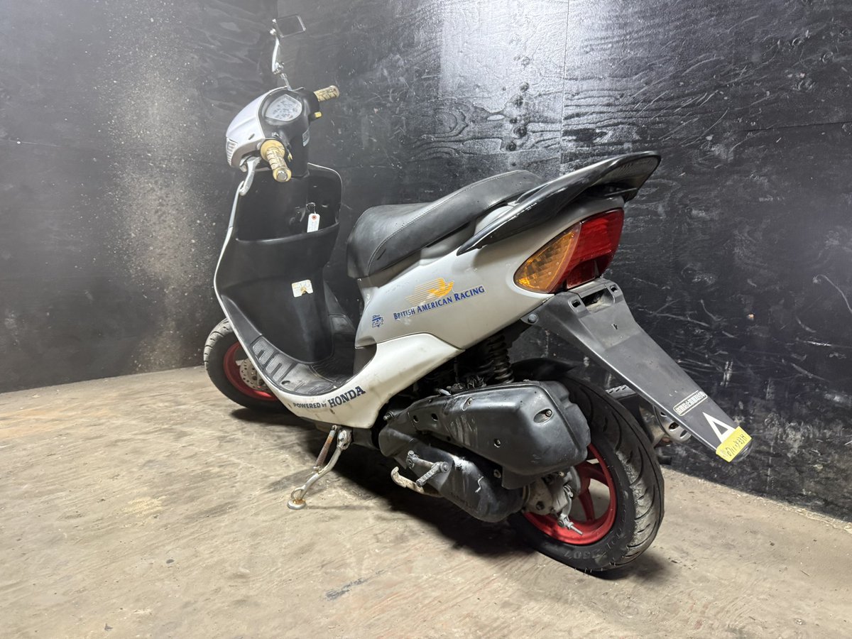 07111433H ホンダ ZX シルバー 5000台限定車！ 赤ホイール！ 本物ZX