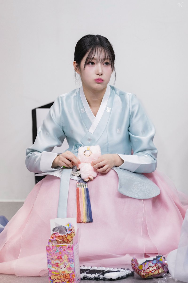 mon__nim's tweet image. 251009 뮤빗 팬사인회

@RESCENE_twt
@RESCENEofficial
#RESCENE #리센느 #リセンヌ #REMINE #리마인 #리브 #LIV