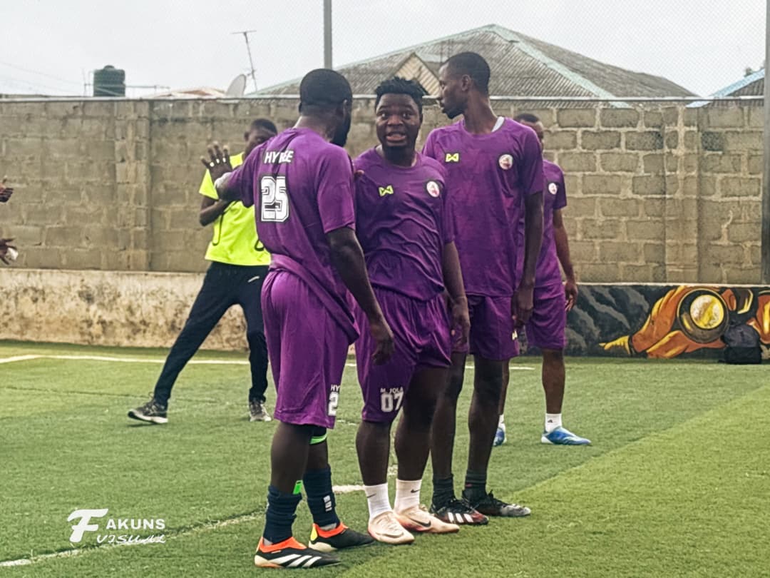 DULTIMATEFUTSAL's tweet photo. ALPHA VICTORS 🆚 SUPA STRIKAS

ON one hand is a team who has had a perfect run thus far with 2/2 wins in the competition as they engage winless SUPA STRIKAS who head into this game looking to stop the VICTORS from making it 3/3

PREDICTION - ALPHA VICTORS 2️⃣🆚2️⃣ SUPA STRIKAS https://t.co/vb5G7KOb9g