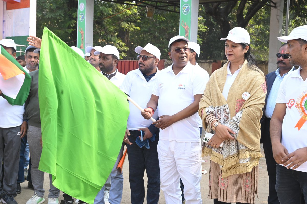 MYBharatHQ's tweet image. The energy of youth power echoes across the nation as thousands come together to fortify the dream of Ek Bharat Aatmanirbhar Bharat during the Sardar@150 Unity March in Giridih, Jharkhand.

Stay tuned at mybharat.gov.in/pages/unity_ma… to know more
#Sardar150 #UnityMarch #MYBharat