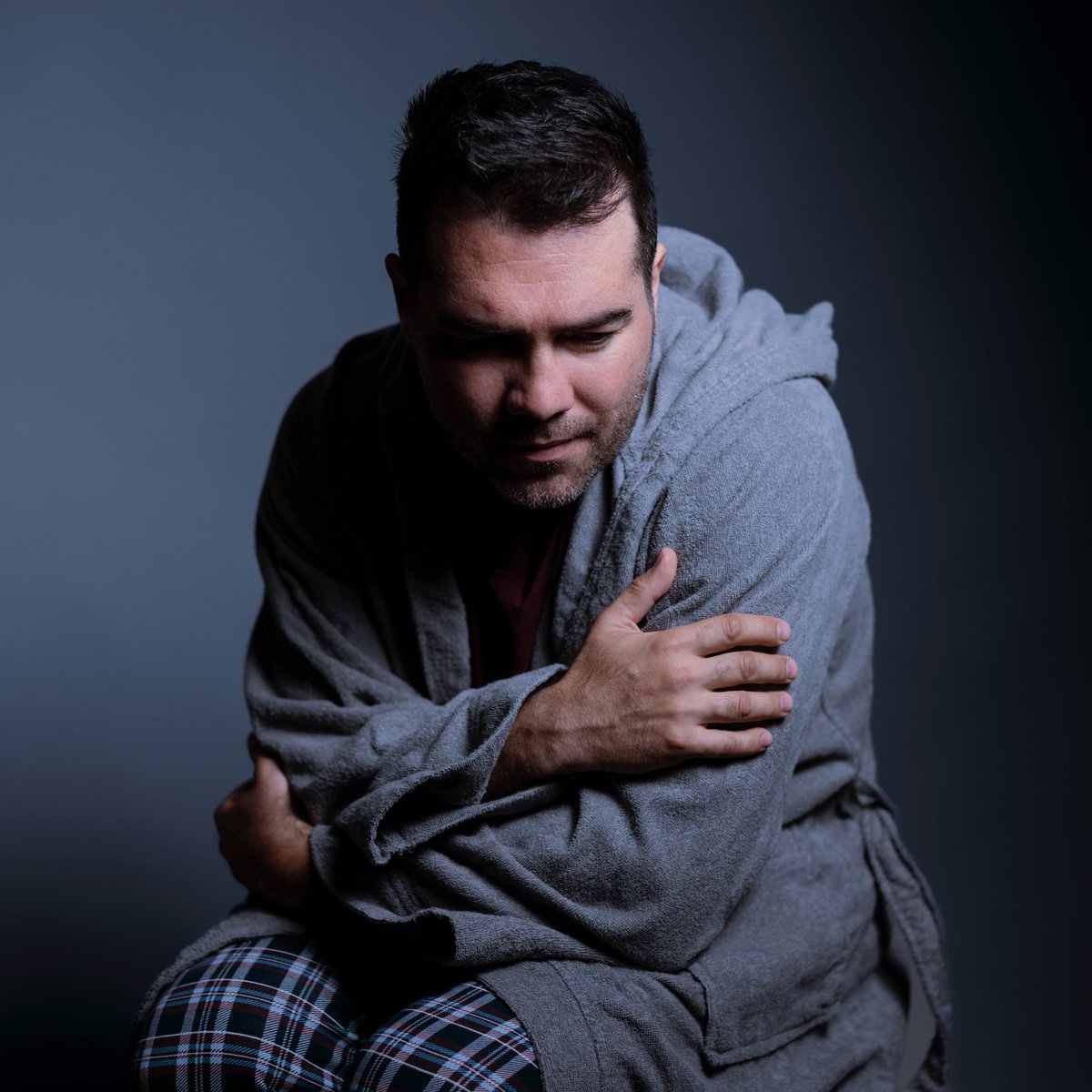 "GANADOR" 👉 09/12"

El próximo 9 de diciembre se publicará el primer single de mi primer disco en solitario. El título de la canción es "GANADOR". Estoy deseando compartirlo con todos vosotros 👏🥰

Portada y foto por mi gran amigo Juan Pérez Fajardo de <a href="/THEFLYFACTORY/">THE FLY FACTORY</a>