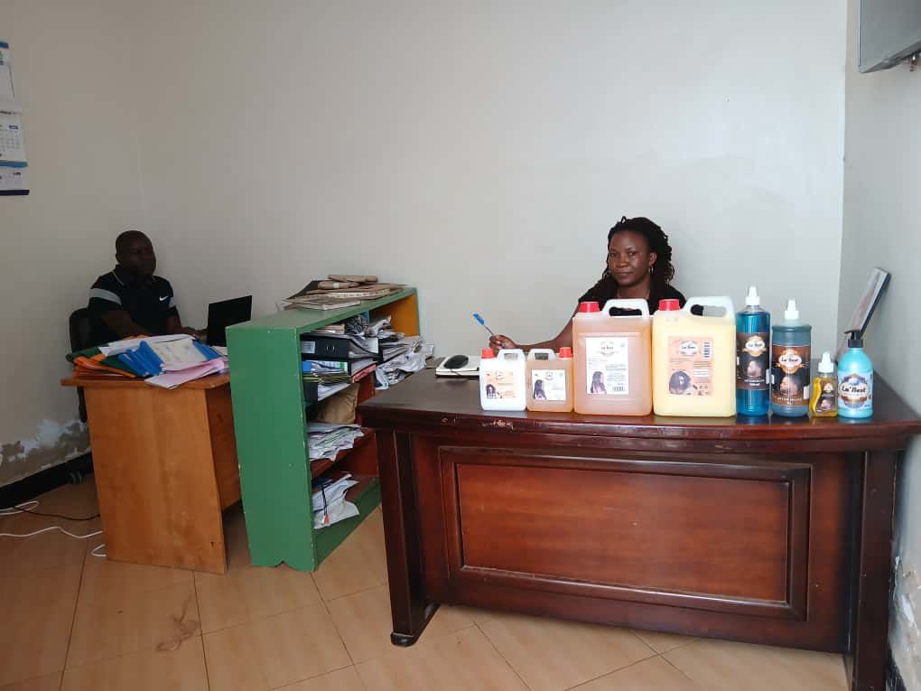 mkazipreneur's tweet image. Over the past 6 months, we’ve been supporting Protech Services (U) Ltd, a growing manufacturer of shampoo, shower gel, handwash, aftershave &amp;amp; liquid soap, under the #MkazipreneurBoostUpProgram.

During our recent portfolio visit, we reviewed their progress, assessed improvements…