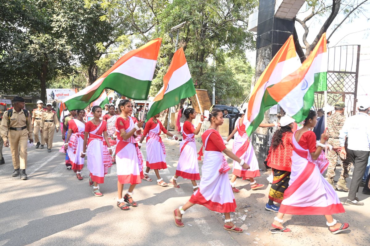 MYBharatHQ's tweet image. The energy of youth power echoes across the nation as thousands come together to fortify the dream of Ek Bharat Aatmanirbhar Bharat during the Sardar@150 Unity March in Giridih, Jharkhand.

Stay tuned at mybharat.gov.in/pages/unity_ma… to know more
#Sardar150 #UnityMarch #MYBharat