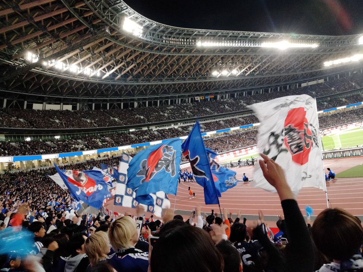 pen_ginman's tweet photo. ボリビア戦！国立！⚽️💨
 #SAMURAIBLUE 
#サッカー日本代表 https://t.co/bY2P73Wdid
