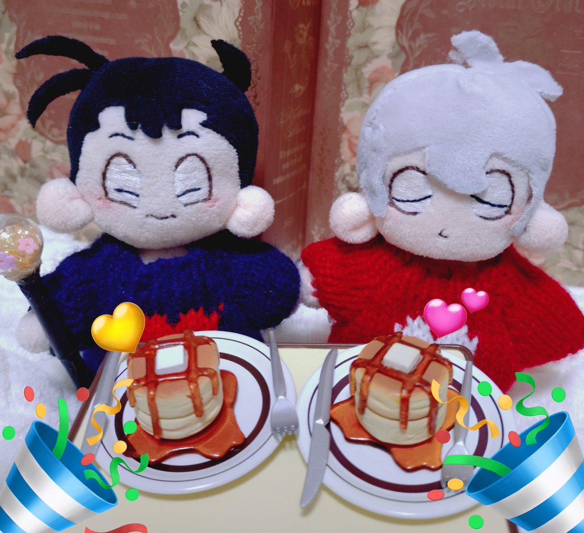 mxfneq8hUimQEBc's tweet image. 令和 悪魔くん地上波おめでとうございます！！🎉🎉🎉
お祝いにぬいにミニチュアだけどホットケーキを🥞✨
#悪魔くん
#エロイムエッサイムエロイムエッサイム
#令和版悪魔くん地上波おめでとう