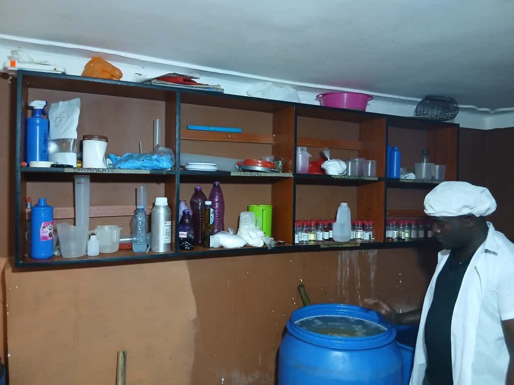 mkazipreneur's tweet image. Over the past 6 months, we’ve been supporting Protech Services (U) Ltd, a growing manufacturer of shampoo, shower gel, handwash, aftershave &amp;amp; liquid soap, under the #MkazipreneurBoostUpProgram.

During our recent portfolio visit, we reviewed their progress, assessed improvements…