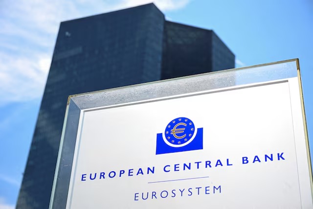 🇪🇺 ECB TO BANKS: BRACE YOURSELVES FOR UNPRECEDENTED SHOCKS AND CHAOS

The European Central Bank told euro zone banks they need to prepare for major disruptions that could wreck financial systems.

The ECB says banks face a new reality where crises hit more often, from trade wars