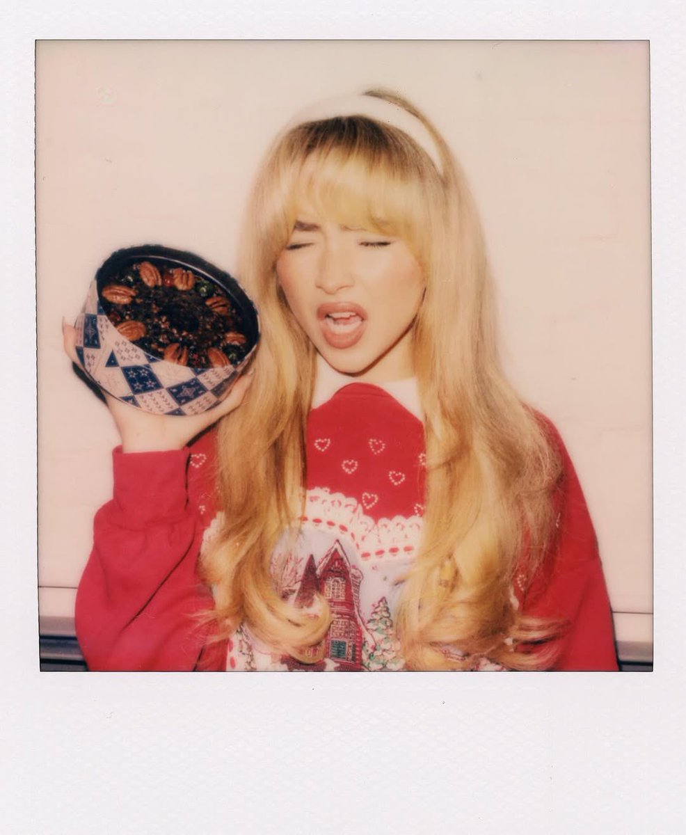 🍓🎂 #fruitcake リリース2周年 🎂🫐 ／ #サブリナ・カーペンター