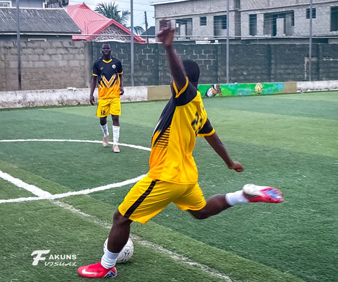 TURF WARRIORS 🆚 SAVAGE STALLIONS

IN WHAT promises to be titanic clash between both teams, The STALLIONS look to shrug off last week defeat as they take on an unbeaten WARRIORS side who look to continue their fine form.

PREDICTION - TURF WARRIORS 3️⃣ 🆚 3️⃣ SAVAGE STALLIONS