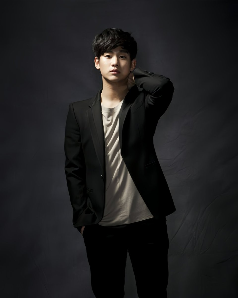 In the noise, his truth stands clear without defense. Fiction falters; he remains consistent in every fact and step. Their stories bend. His integrity doesn’t. I choose what endures not distractions not drama but the reality of him.
#KimSoohyun 
TIME RECKONS
#SoohyunResolves