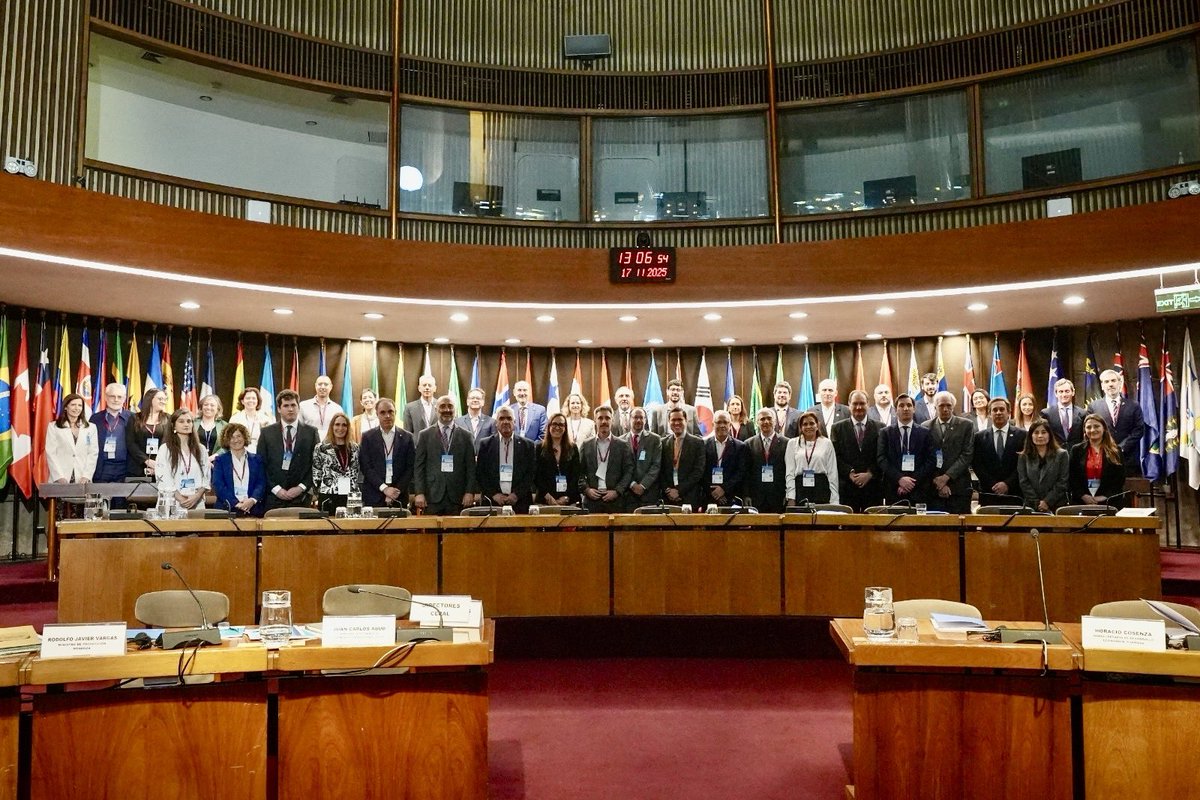 Jornada de Ministros y Ministras de Desarrollo Productivo de #Argentina en #CEPAL reafirma la urgencia de escalar políticas de desarrollo productivo desde los territorios, con sectores impulsores, gobernanza multinivel y clústeres articulados por un financiamiento efectivo