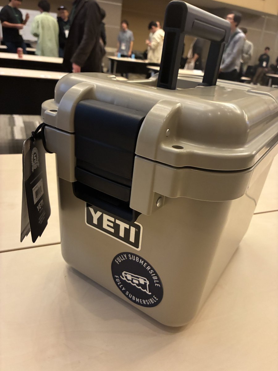 一家に一台必要と噂のコンテナが当たりました☺️

 #CNDW2025