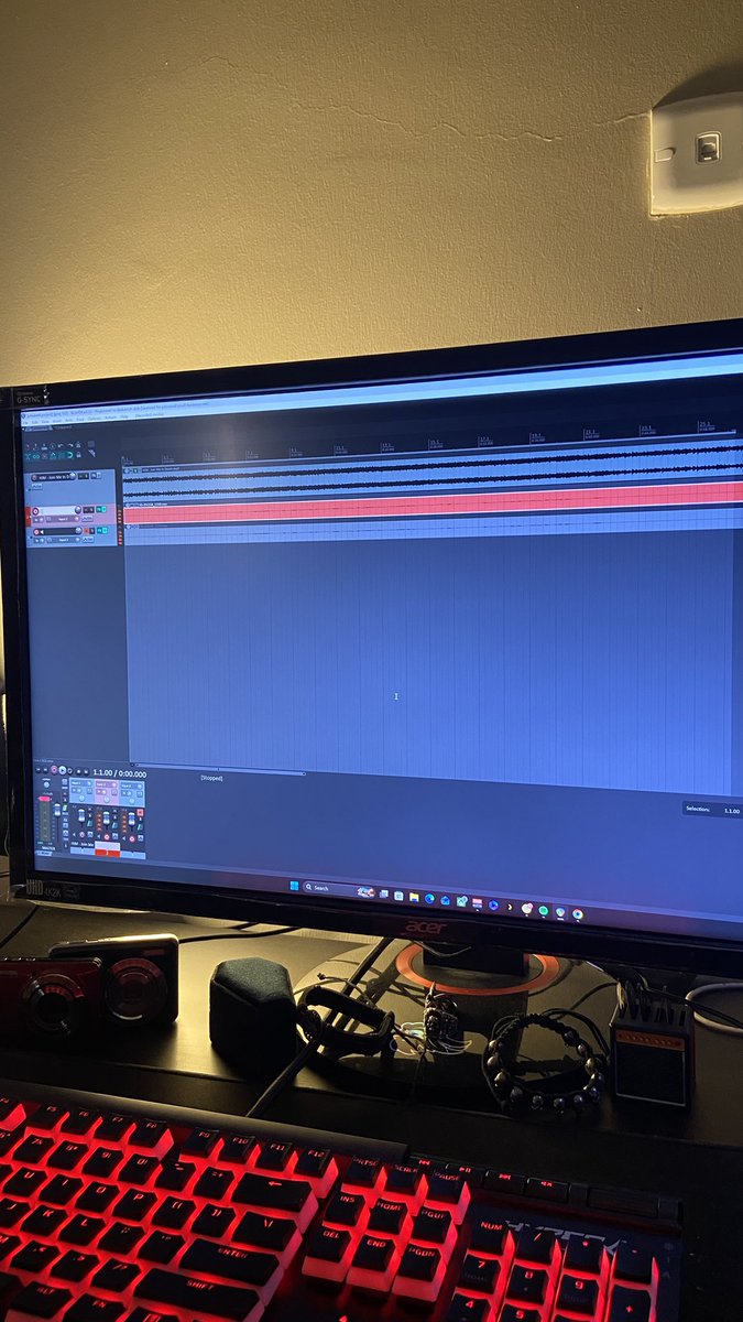 شغلل مع القيتار