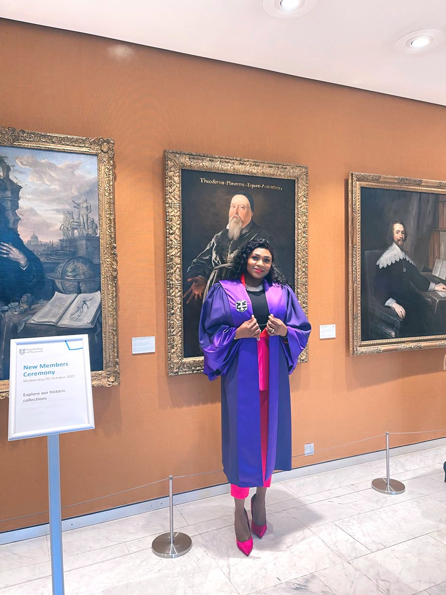 .. “Just look at the degree on that chick”
.
MBBS
MRCP(UK)
PGCert (Medical Education)
PGCert(Medical Leadership)
In view : Acute &amp; General Internal Medicine Consultant ..