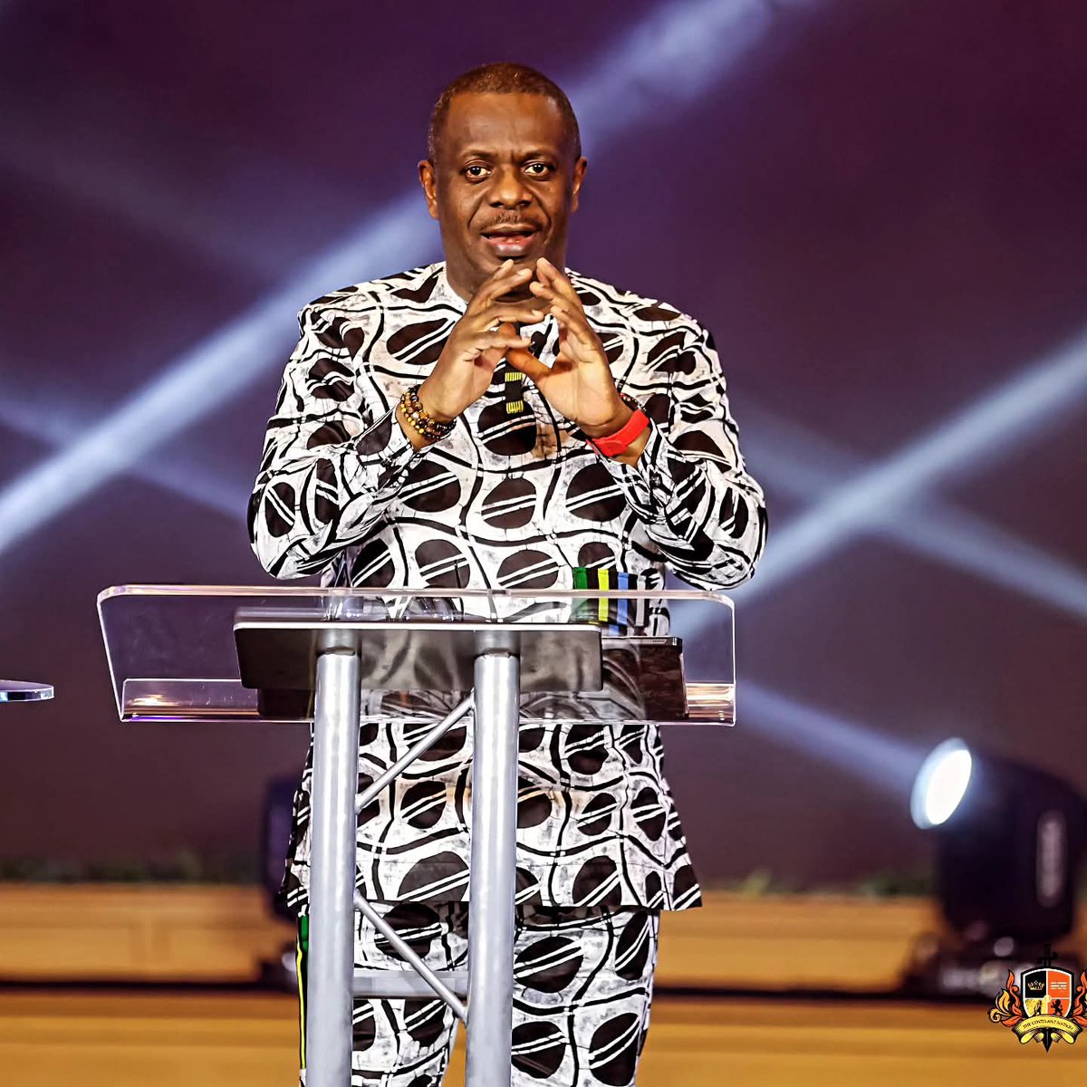 naijasermons's tweet image. HOW TO STUDY THE BIBLE EFFECTIVELY. ||PASTOR POJU OYEMADE

I remember my pastor Luby Johnson said this and it just came back to me but I&apos;ll say this first of all you must understand that what you talked about there&apos;s reading the Bible I&apos;m going to talk about it on Sunday there&apos;s…