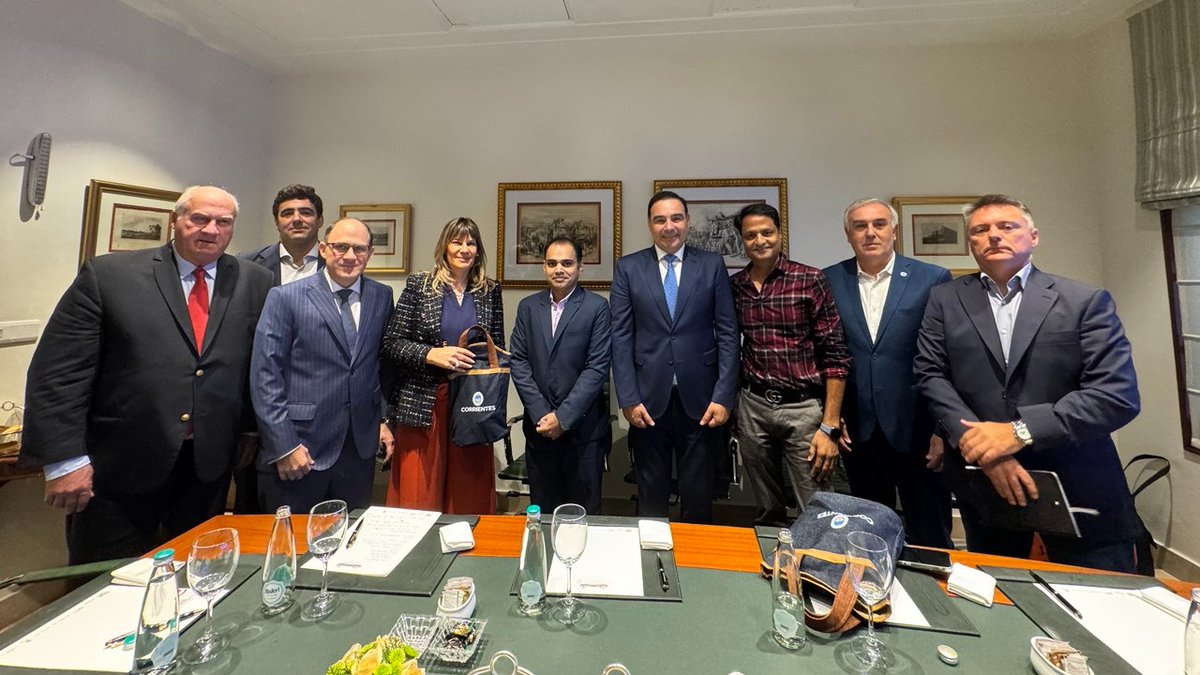 En #NuevaDelhi, nos reunimos con directivos de la empresa maderera MK Pine Wood, ante quienes presentamos las potencialidades de producción y exportación que tiene #Corrientes en este rubro: superficies forestadas con certificación internacional de sostenibilidad, trabajadores