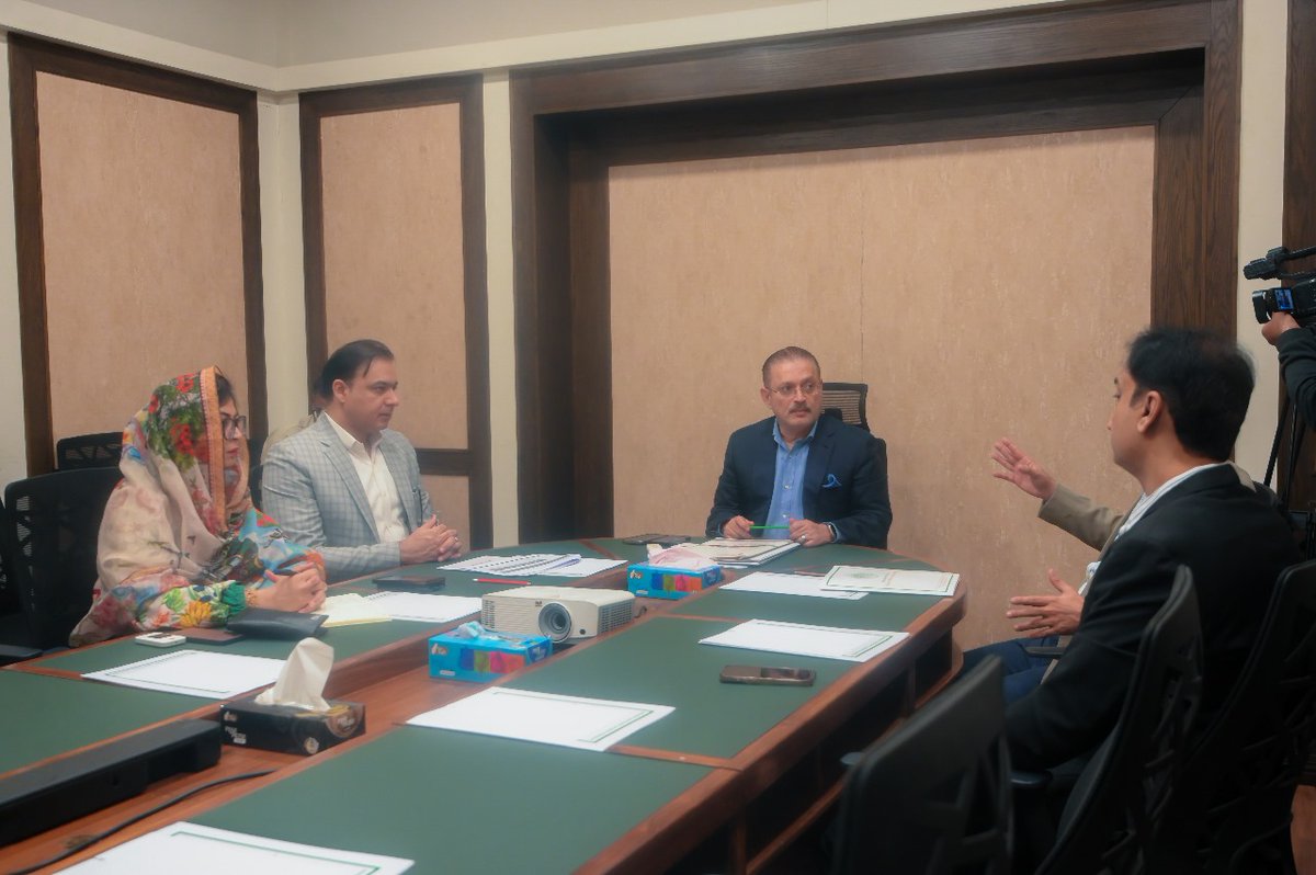 MallahSada97558's tweet image. یلو لائن بی آر ٹی پر تیزی سے کام جاری،
تاج حیدر پل کے دوسرے حصے کا کام بھی جلد شروع ہوگا۔
شرجیل میمن کی ہدایت:
&quot;یوٹلٹیز کی منتقلی فوری مکمل کی جائے تاکہ منصوبوں کی رفتار متاثر نہ ہو۔&quot;
#KarachiDevelopment
@sharjeelinam