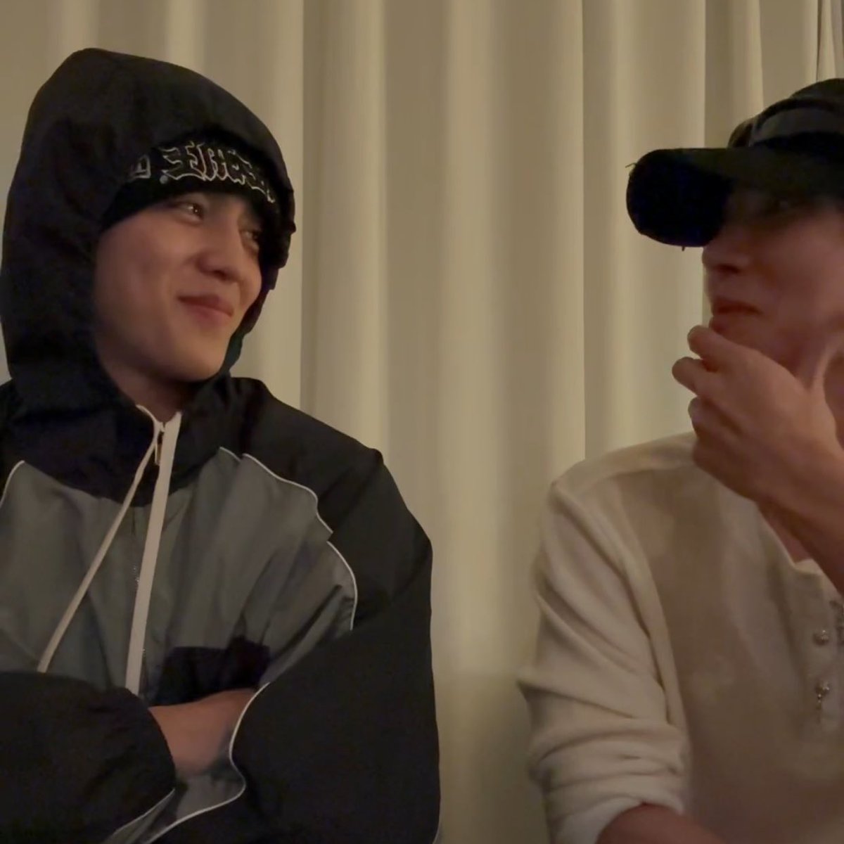coupslvrr's tweet photo. NEVER FELT MORE ALIVE OHMYGOD https://t.co/jPFT3hQ5F5
