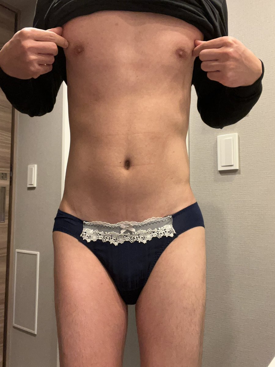 panpankokikoki's tweet photo. 26歳妻の使用済み下着を履いたり、ぶっかけてくれる方いませんか？
妻の脱いだ後の下着を履くのが趣味です！
裏返してシミを見せびらかしてみた笑

RTしてくれ方には別の写真も送ります！
DM下さい！

#ぶっかけ #ぶっかけ依頼 #寝取られ #NTR  #パンティ #裏垢 #エロ #下着フェチ https://t.co/68WJeCtcn2