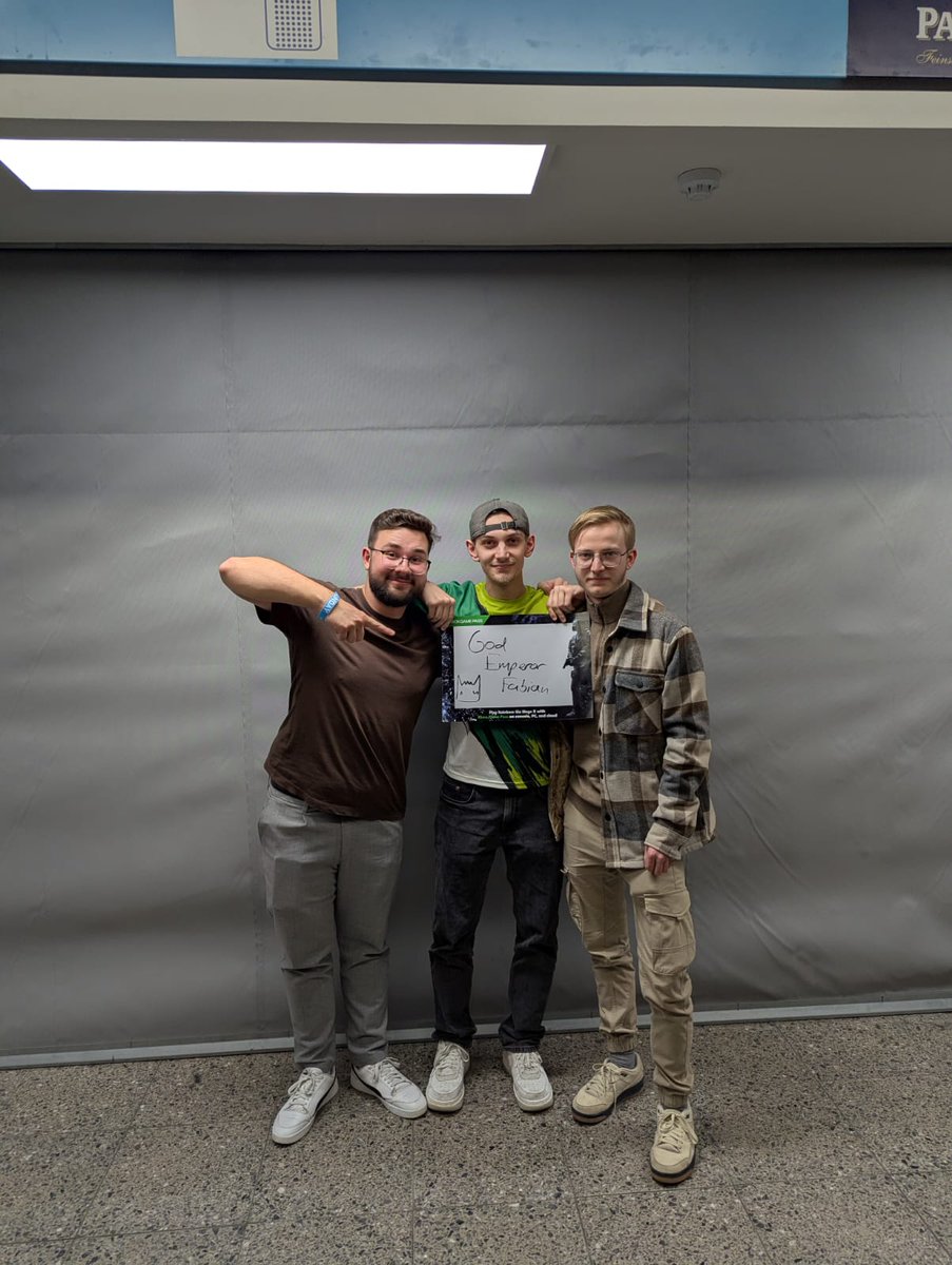 itsFluff_'s tweet photo. Bester Man @denn1sr6 war witzig https://t.co/8plPWrrCyA