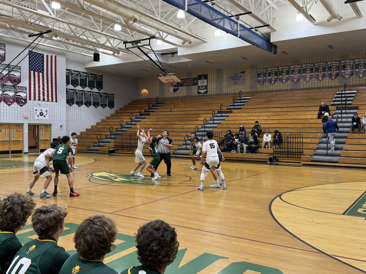 Congratulations to our Men’s Freshman Basketball team for winning their first game by beating Green Hope 39-33.  The freshman are coached by Apex Alum, Troy Minter.  <a href="/apexcougarclub/">Apex Cougar Club</a>.