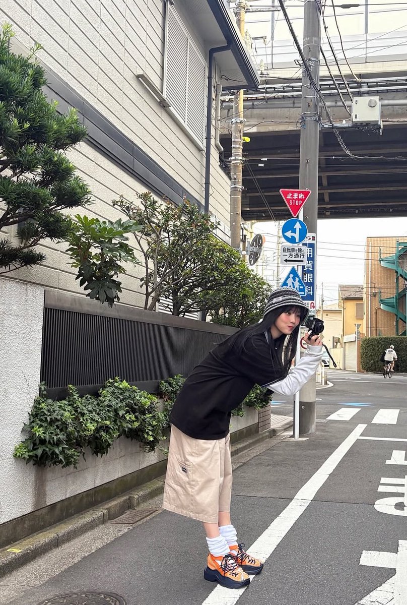 𝐇 🌙 tweet media